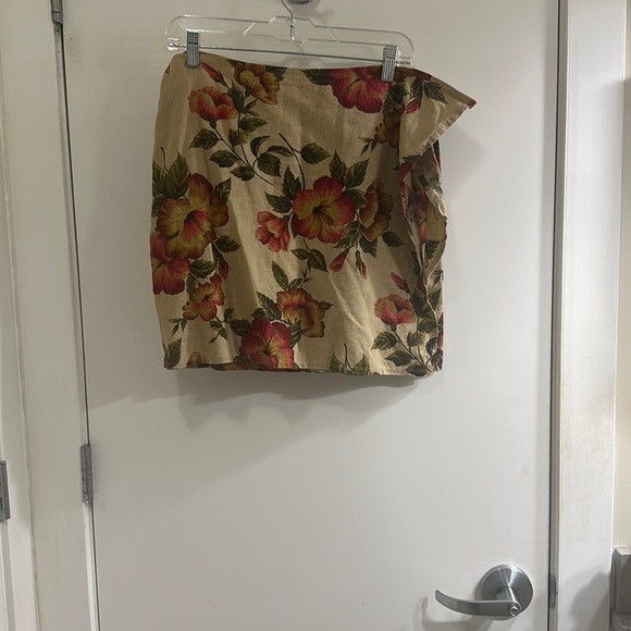 Express Dresses & Skirts - Express vintage wrap floral red green and tan mini skirt, large